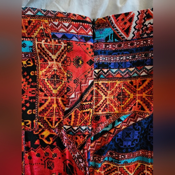 🩷5/$25🩷 Forever21 Vibrant Island Maxi Skirt, Plus Size 2X - Picture 7 of 8